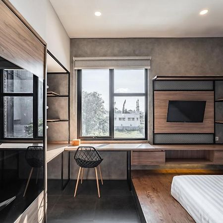 Loa Living Solo Baru Hotel Grogol Ngoại thất bức ảnh