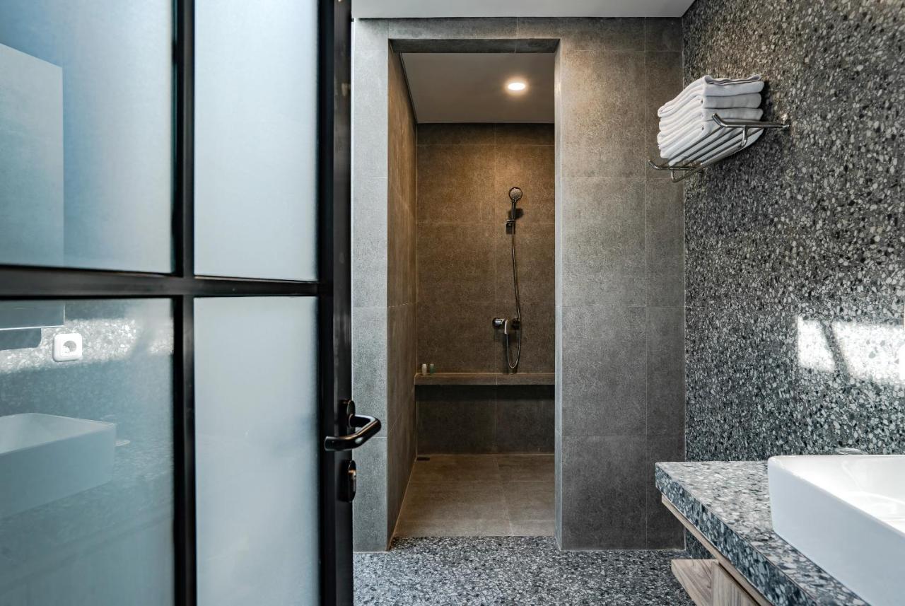 Loa Living Solo Baru Hotel Grogol Ngoại thất bức ảnh