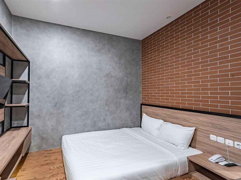 Loa Living Solo Baru Hotel Grogol Ngoại thất bức ảnh